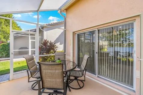 10679 Lake Shore Drive Wellington FL 33414