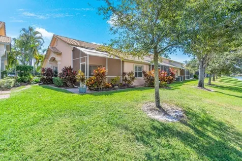 10679 Lake Shore Drive Wellington FL 33414