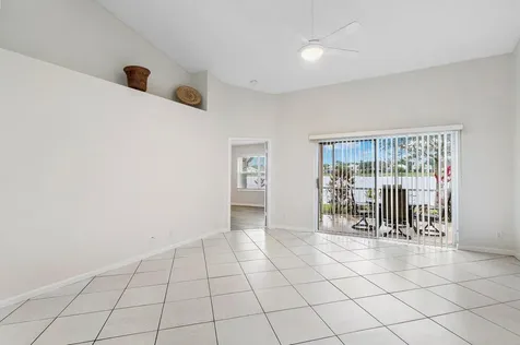 10679 Lake Shore Drive Wellington FL 33414
