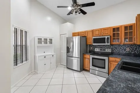 10679 Lake Shore Drive Wellington FL 33414