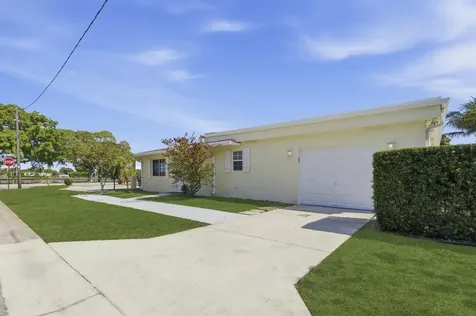 1814 Lake Osborne Drive Lake Worth Beach FL 33461