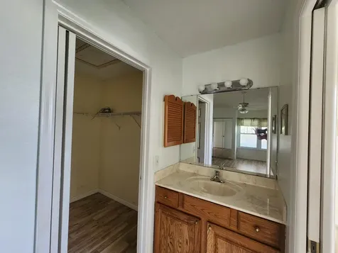 2607 SE Tropical East Circle Port Saint Lucie FL 34952