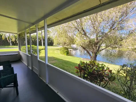 2607 SE Tropical East Circle Port Saint Lucie FL 34952