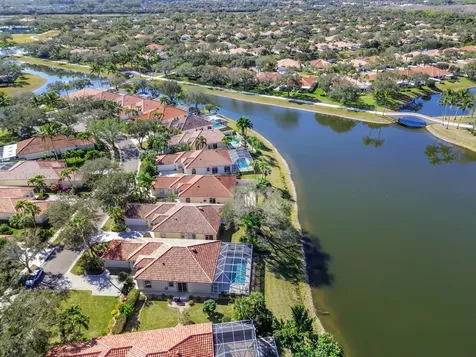 2699 Muskegon Way West Palm Beach FL 33411