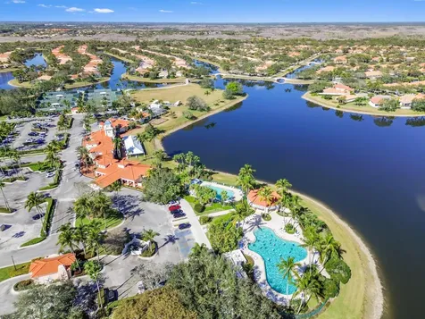2699 Muskegon Way West Palm Beach FL 33411