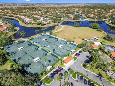 2699 Muskegon Way West Palm Beach FL 33411