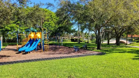 2699 Muskegon Way West Palm Beach FL 33411