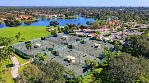 2699 Muskegon Way West Palm Beach FL 33411