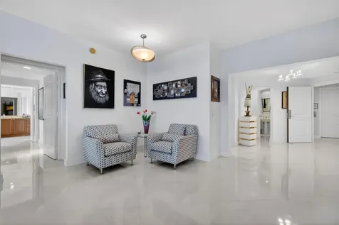 4600 N Ocean Drive Singer Island FL 33404