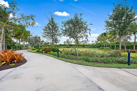 10772 Northbrook Circle Palm Beach Gardens FL 33412