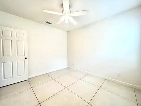 6205 NW Regent Street Port Saint Lucie FL 34983