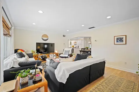 10611 Nw 18th Place Pembroke Pines FL 33026