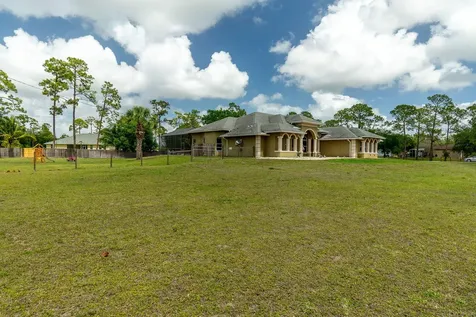 18021 49th Street Loxahatchee FL 33470