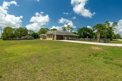 18021 49th Street Loxahatchee FL 33470
