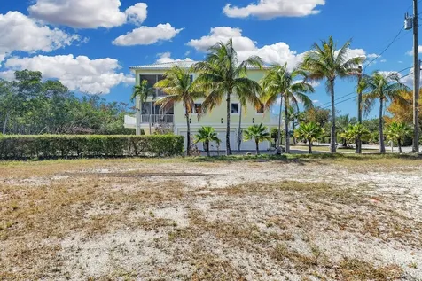 205 Stirrup Key Boulevard Marathon FL 33050