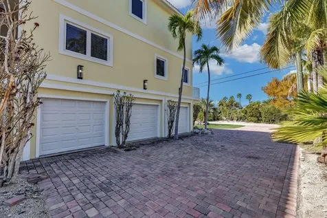 205 Stirrup Key Boulevard Marathon FL 33050
