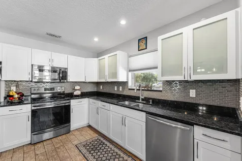 4087 Nw 2nd Court Delray Beach FL 33445