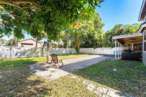 4087 Nw 2nd Court Delray Beach FL 33445