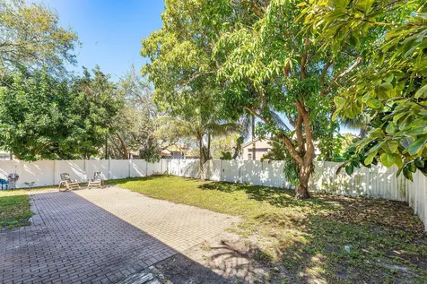 4087 Nw 2nd Court Delray Beach FL 33445