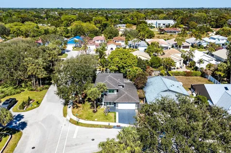4087 Nw 2nd Court Delray Beach FL 33445