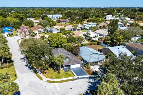 4087 Nw 2nd Court Delray Beach FL 33445