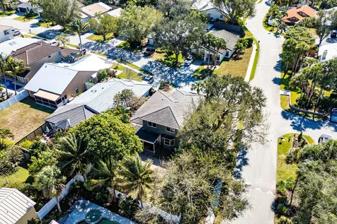 4087 Nw 2nd Court Delray Beach FL 33445