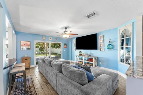 4087 Nw 2nd Court Delray Beach FL 33445