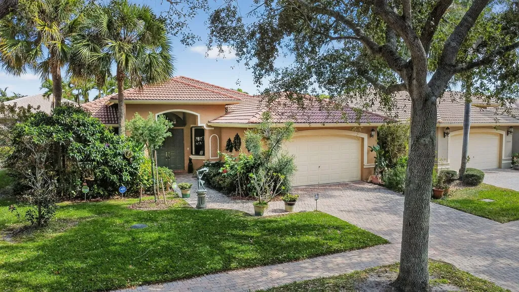 11024 Via Amalfi Boynton Beach FL 33437
