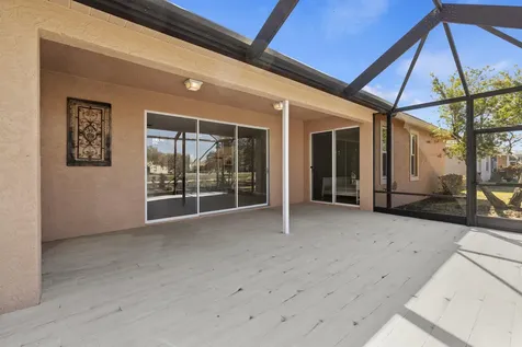 508 NW Waverly Circle Port Saint Lucie FL 34983