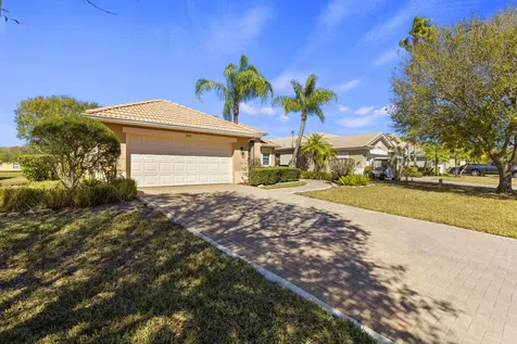 508 NW Waverly Circle Port Saint Lucie FL 34983