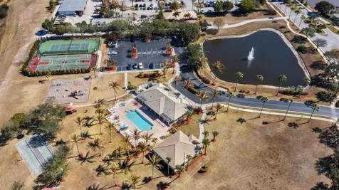 508 NW Waverly Circle Port Saint Lucie FL 34983