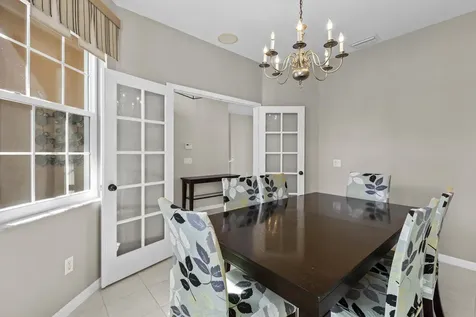 508 NW Waverly Circle Port Saint Lucie FL 34983