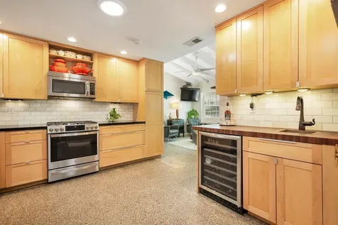 16 Surf Road Boynton Beach FL 33435