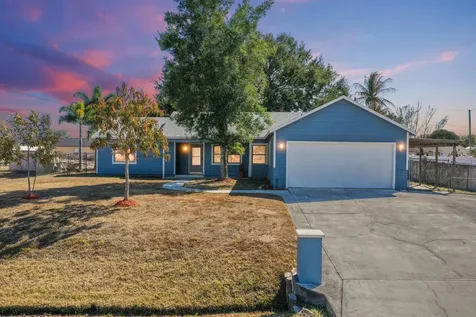 211 Sw North Wakefield Circle Port Saint Lucie FL 34953