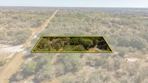 21486 NW 262nd Street Okeechobee FL 34972