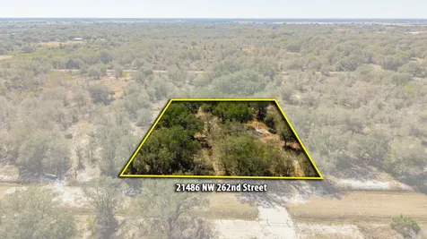 21486 NW 262nd Street Okeechobee FL 34972