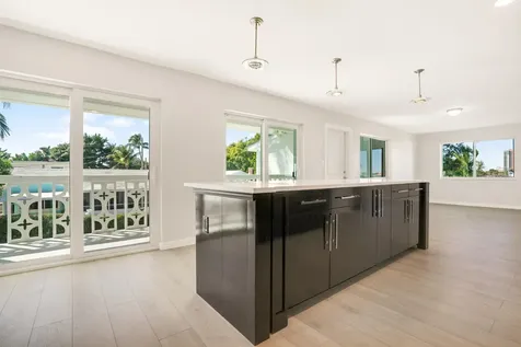 2649 Lake Drive Singer Island FL 33404
