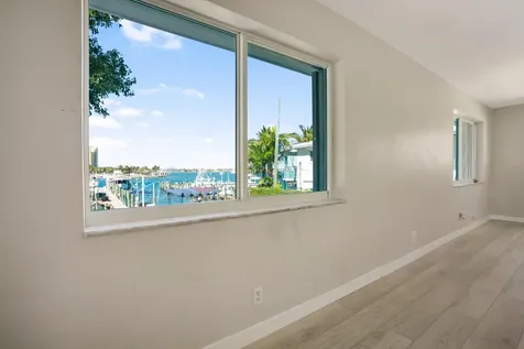 2649 Lake Drive Singer Island FL 33404