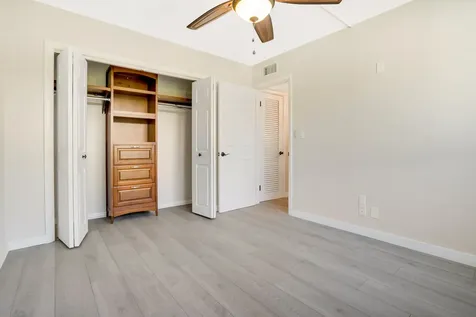 2649 Lake Drive Singer Island FL 33404