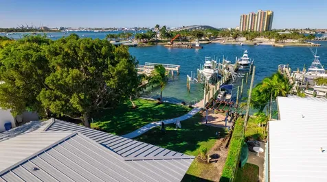 2649 Lake Drive Singer Island FL 33404