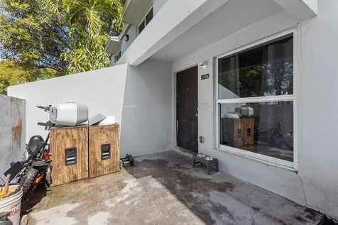 1974 Nw 4th Court Miami FL 33136