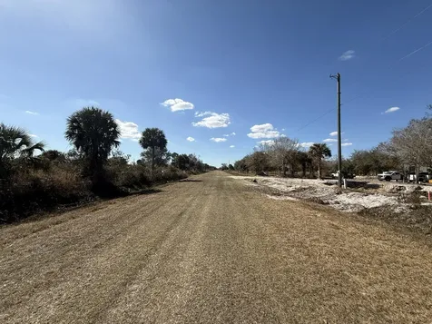18075 NW 278th Street Okeechobee FL 34972