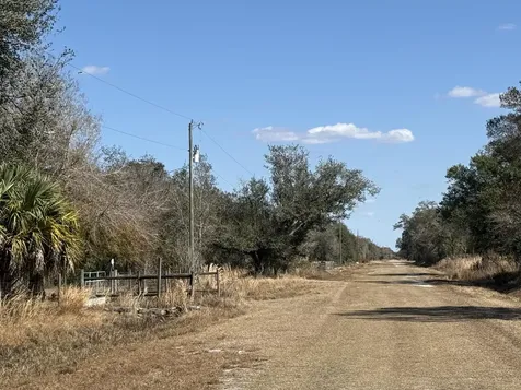 18075 NW 278th Street Okeechobee FL 34972