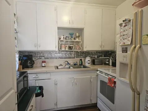 318 N Lakeside Court West Palm Beach FL 33407