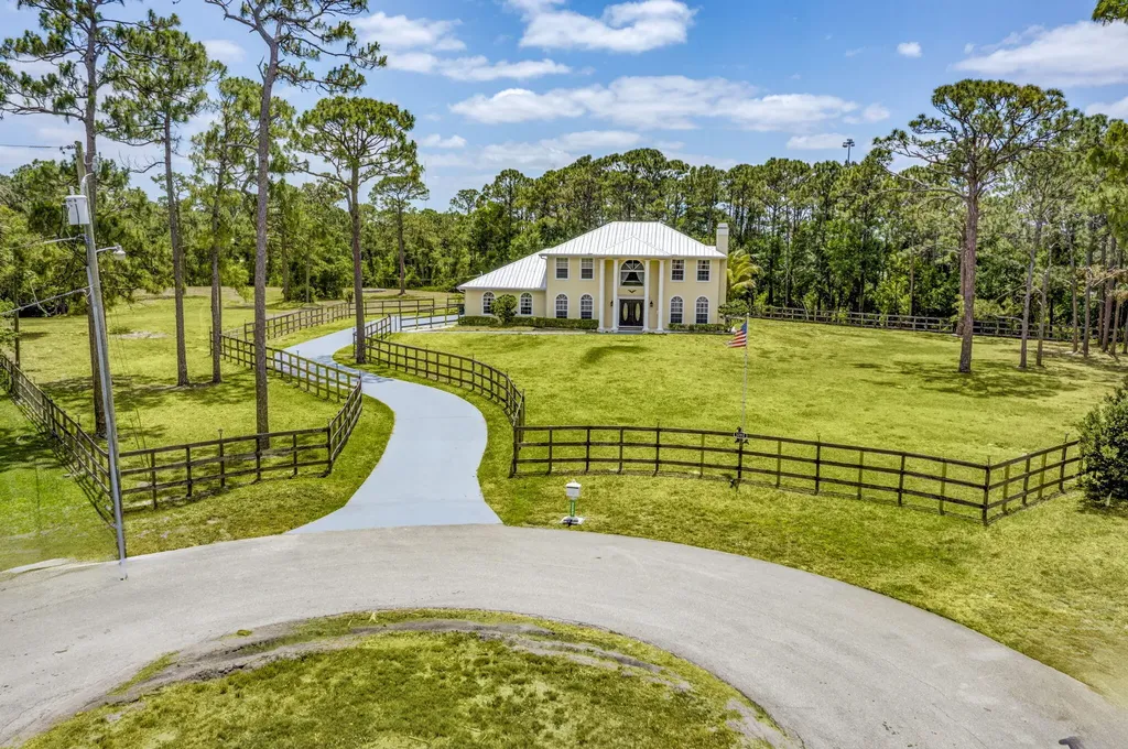3202 Sw Holly Lane Palm City FL 34990