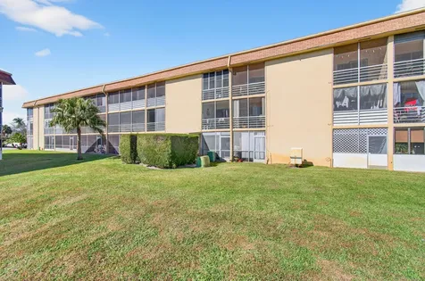 555 Purdy Lane Palm Springs FL 33461