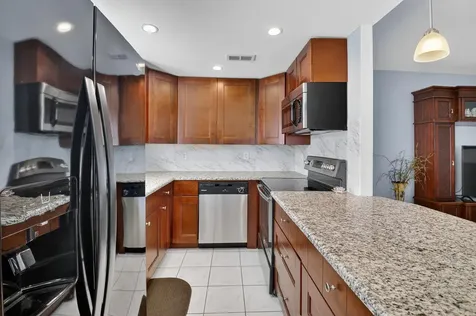 61 Brittany B Delray Beach FL 33446