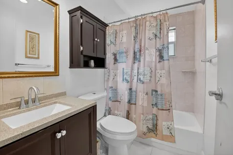 61 Brittany B Delray Beach FL 33446