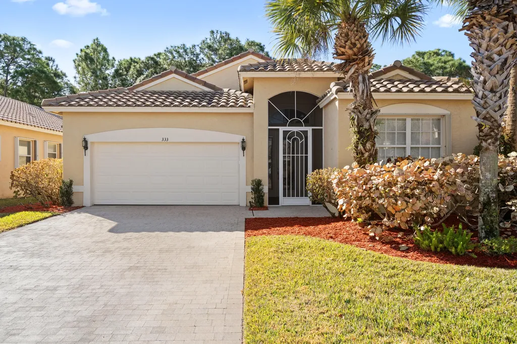 333 Nw Springview Loop Saint Lucie West FL 34986