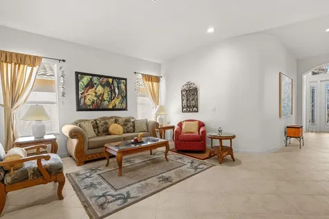 333 Nw Springview Loop Saint Lucie West FL 34986